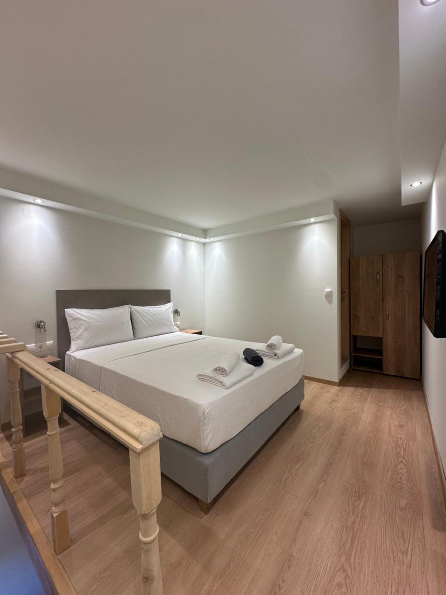Q Rocco Apartments, Corfu Town Экстерьер фото